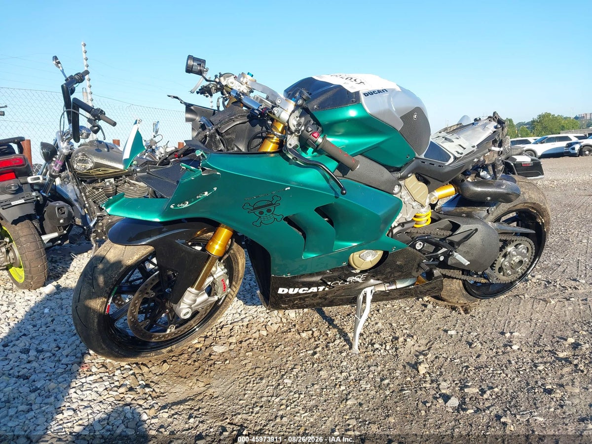 2024 DUCATI PANIGALE V4 R — снимка 2