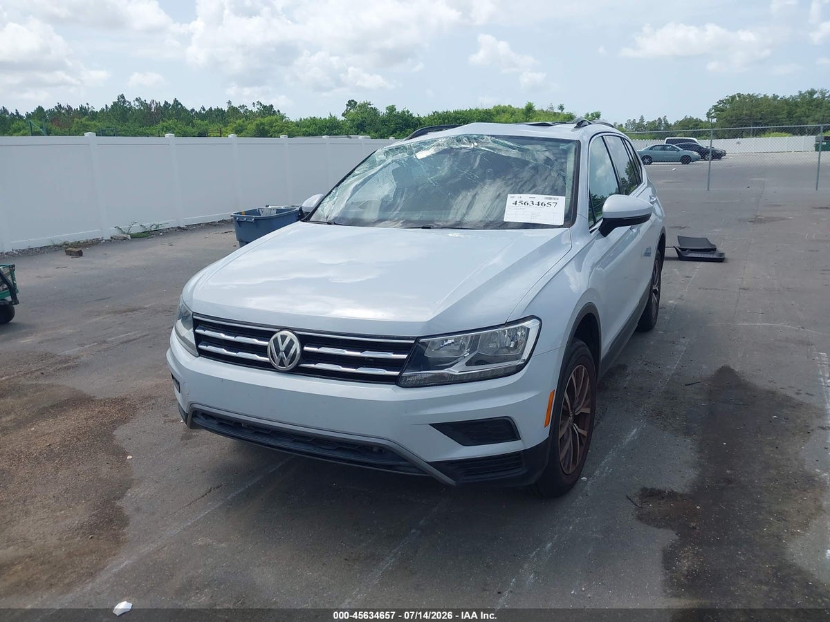 2019 VOLKSWAGEN TIGUAN 2.0T SE/2.0T SEL/2.0T SEL R-LINE/2.0T SEL R-LINE BLACK — снимка 2