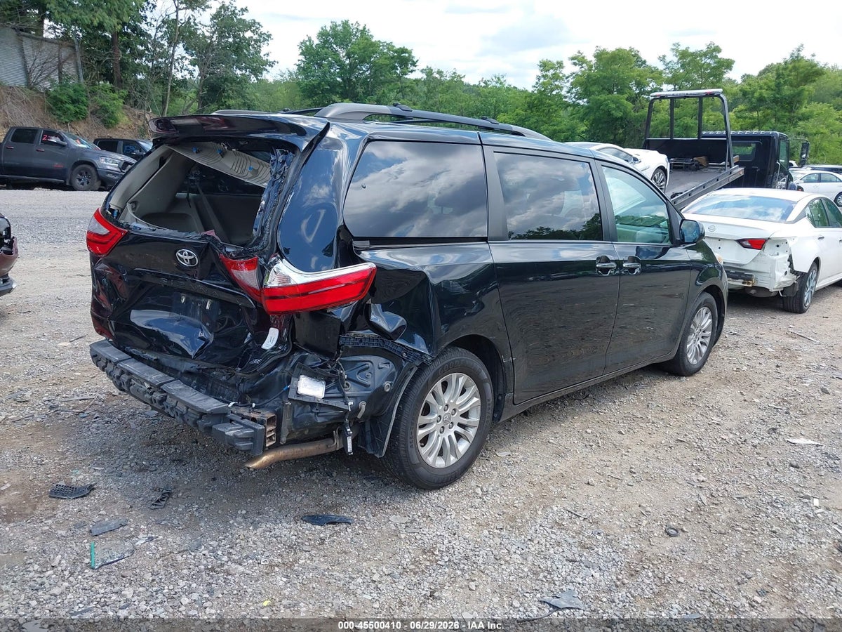 2015 TOYOTA SIENNA XLE 8 PASSENGER — снимка 4