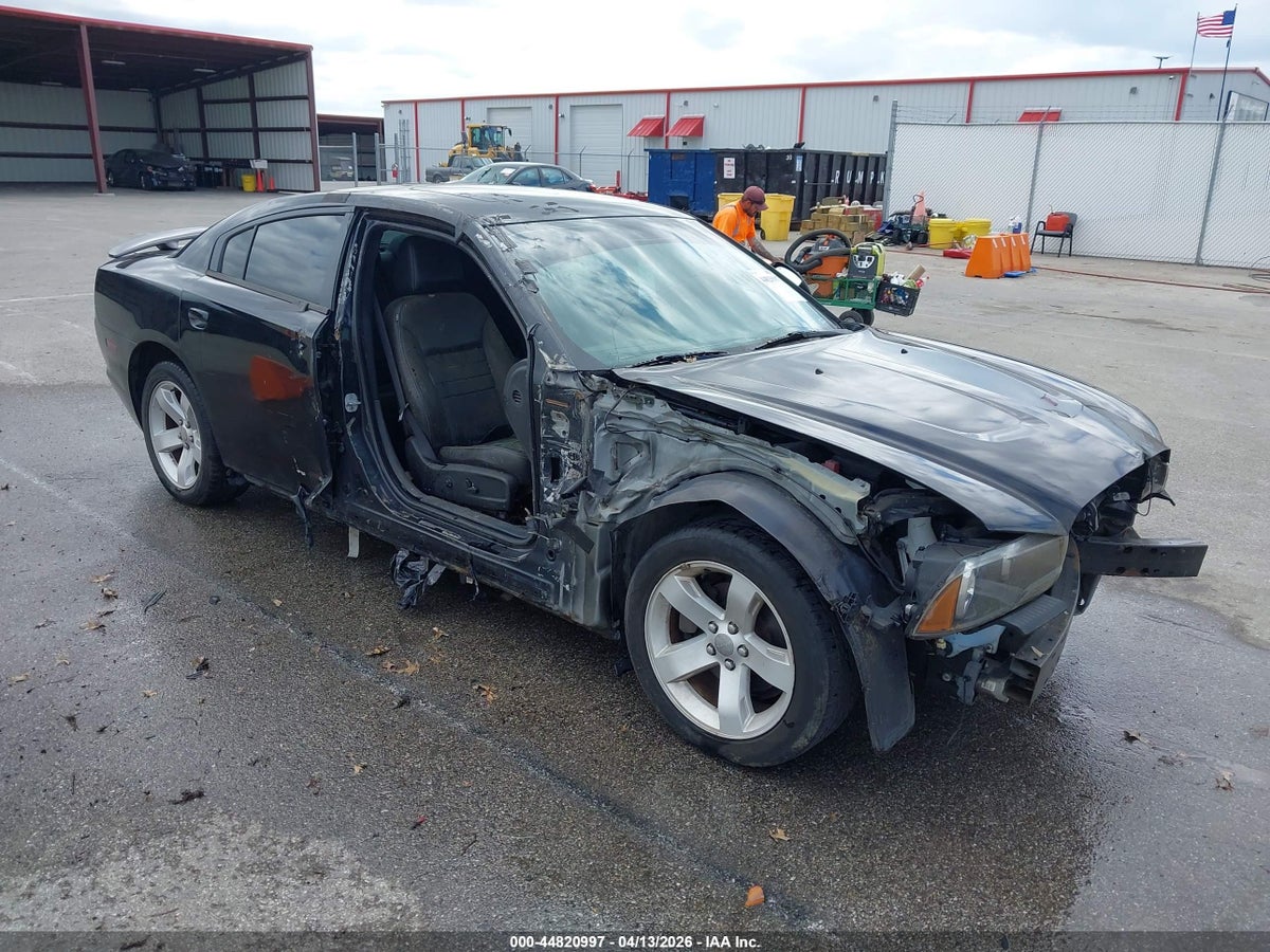 2012 DODGE CHARGER SXT