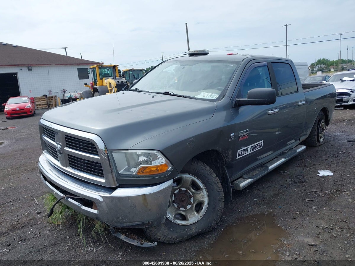 2012 RAM 2500 SLT — снимка 2