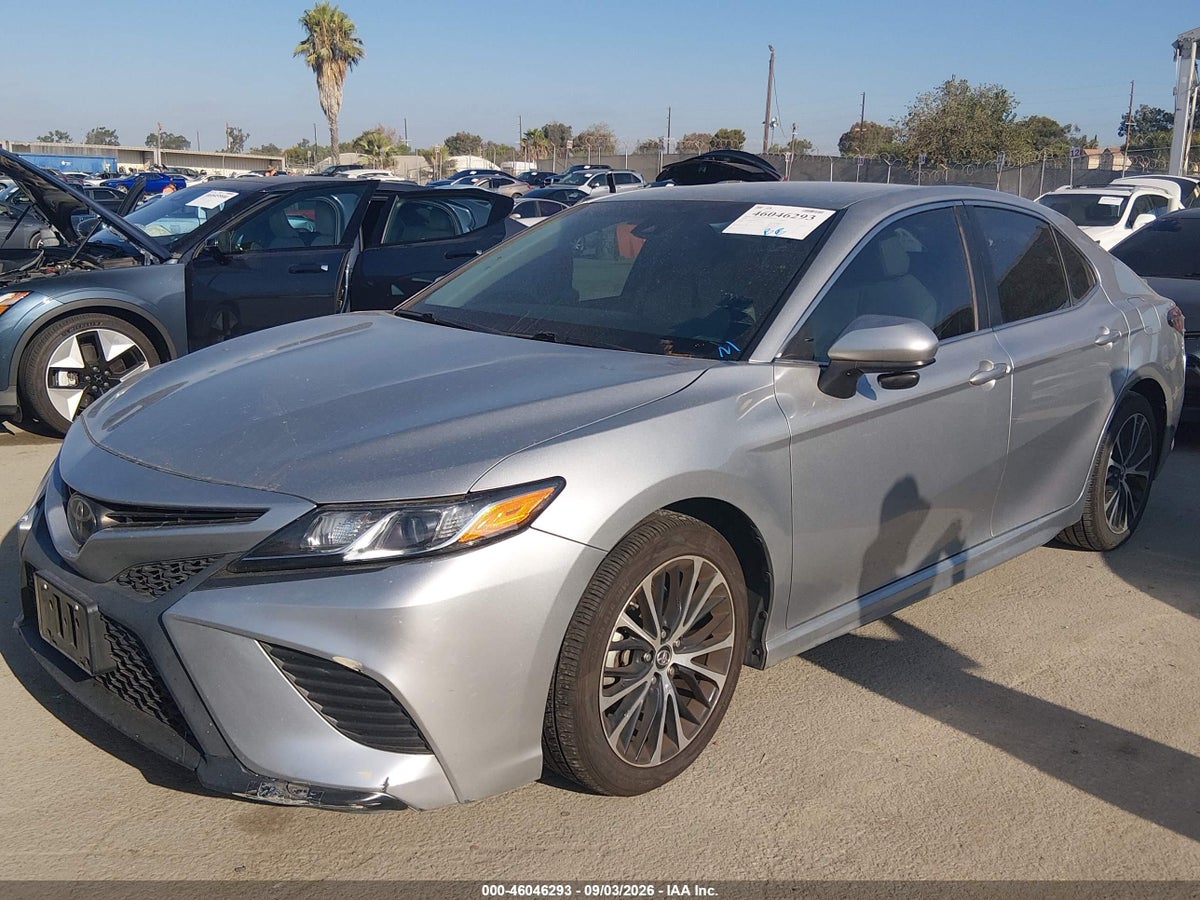 2018 TOYOTA CAMRY SE — снимка 2