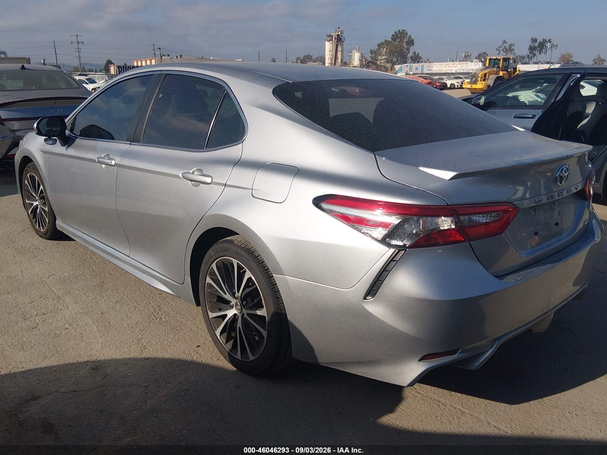 2018 TOYOTA CAMRY SE — снимка 3