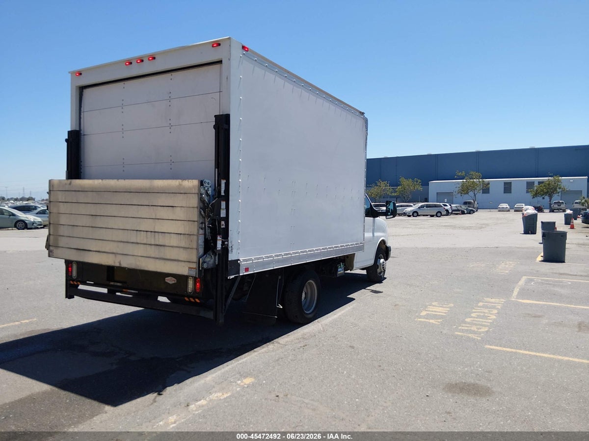 2016 CHEVROLET EXPRESS CUTAWAY 3500 — снимка 4