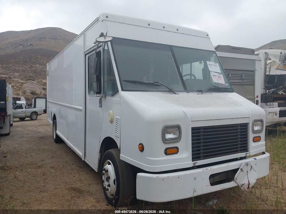 2015 FREIGHTLINER CHASSIS M LINE WALK-IN VAN