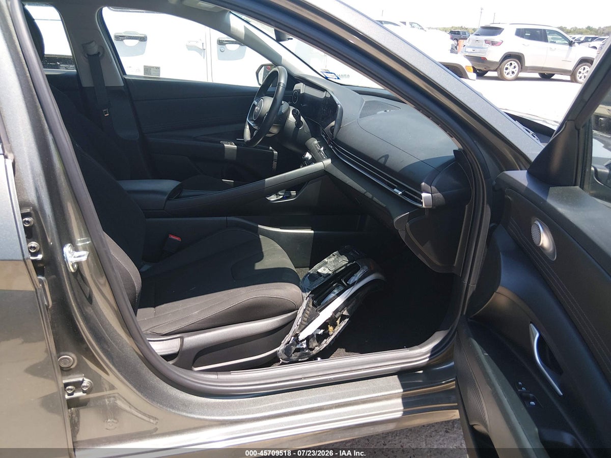 2025 HYUNDAI ELANTRA SEL CONVENIENCE — снимка 5