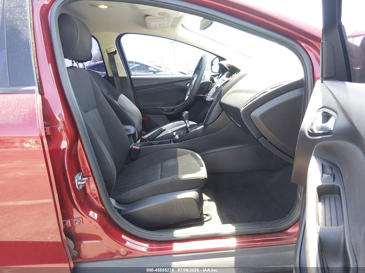 2017 FORD FOCUS SE — снимка 5