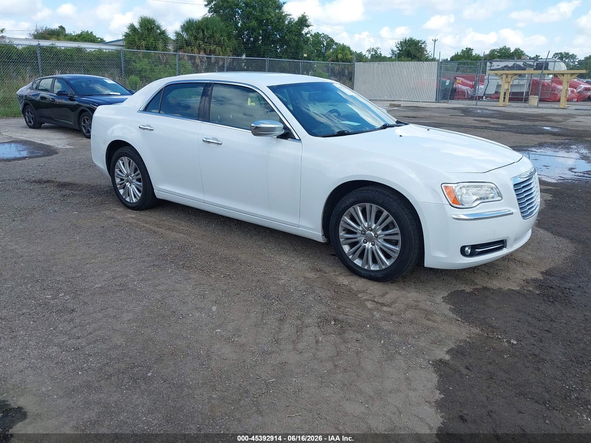 2013 CHRYSLER 300C AWD