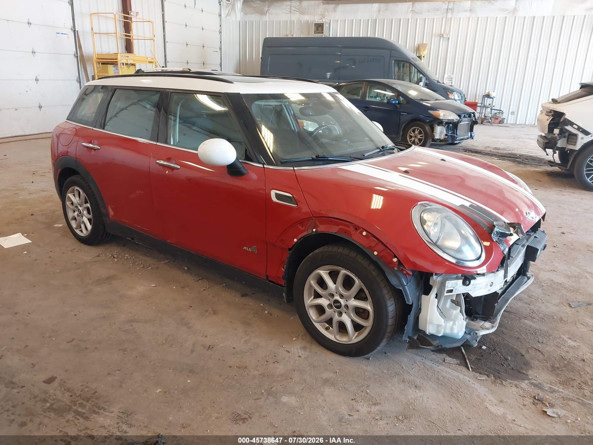 2017 MINI CLUBMAN COOPER
