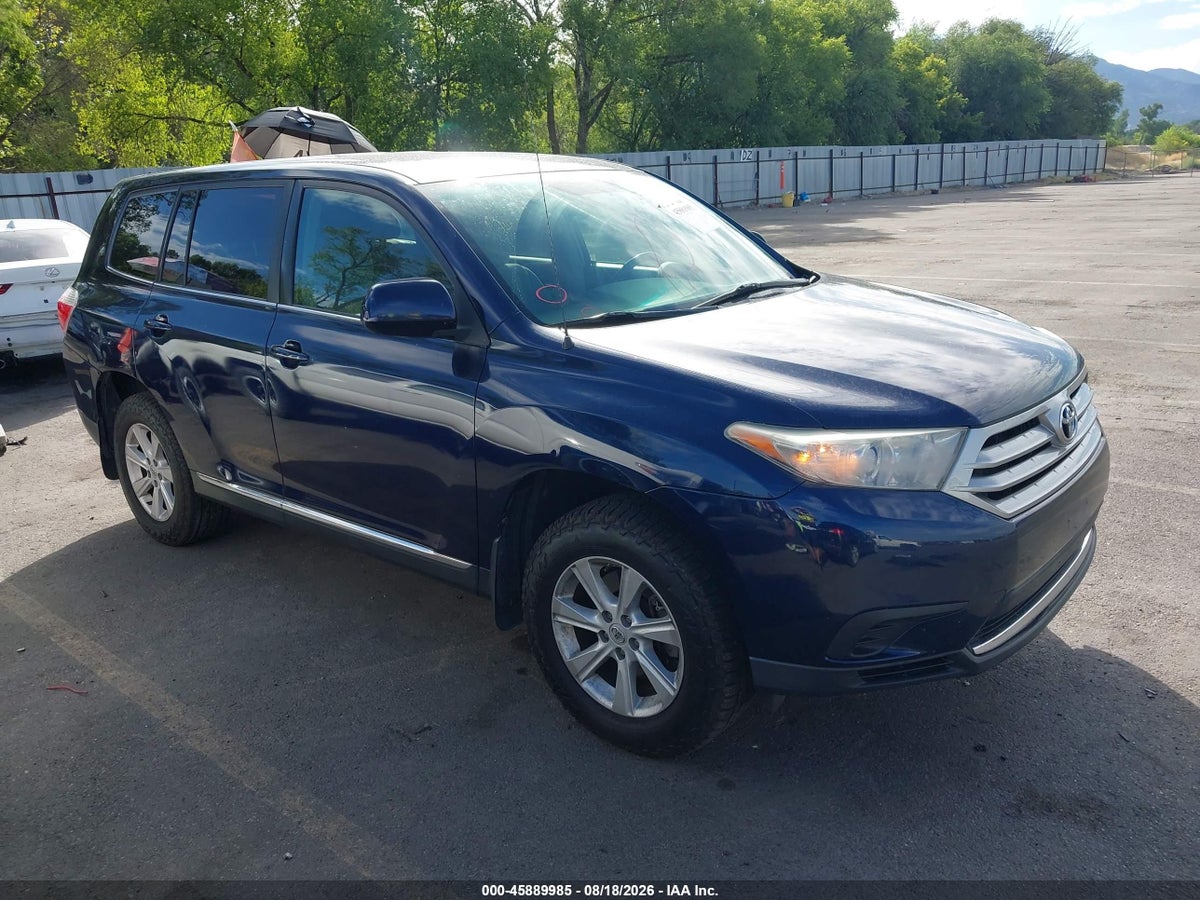 2011 TOYOTA HIGHLANDER BASE V6