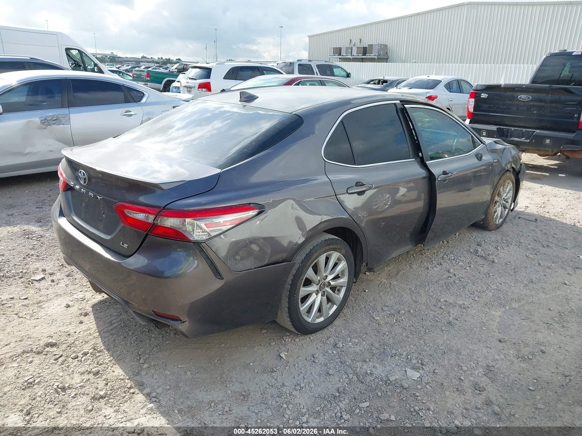 2019 TOYOTA CAMRY LE — снимка 4