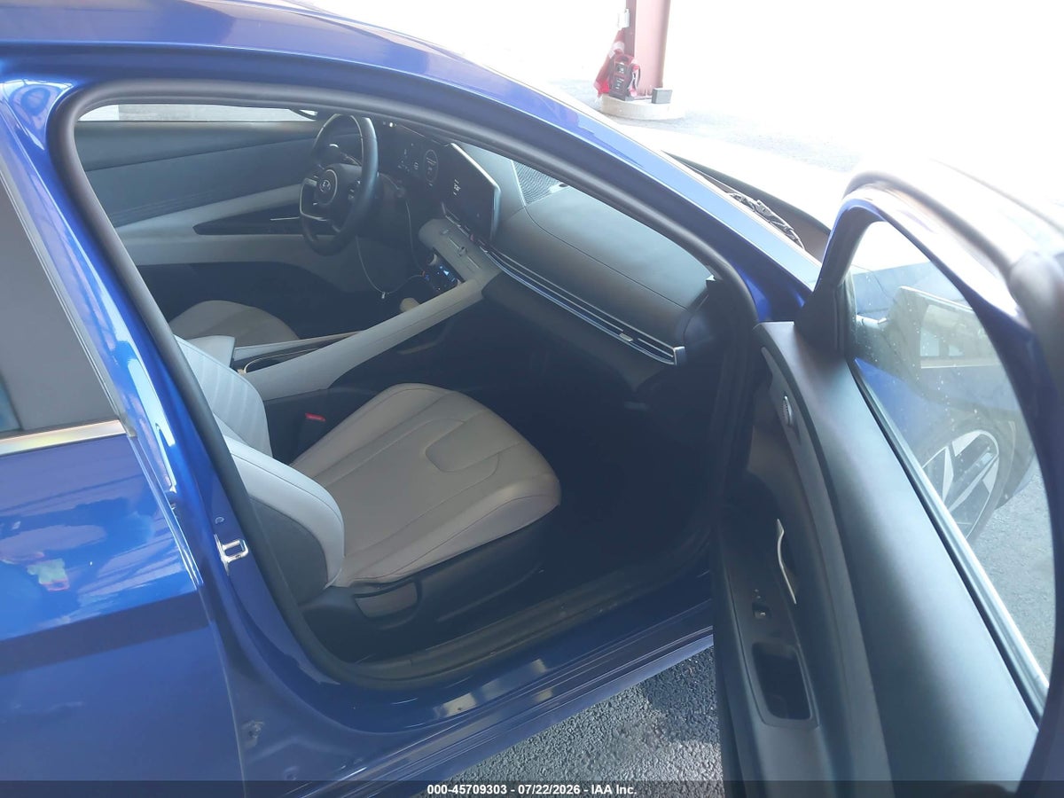 2023 HYUNDAI ELANTRA HYBRID LIMITED — снимка 5