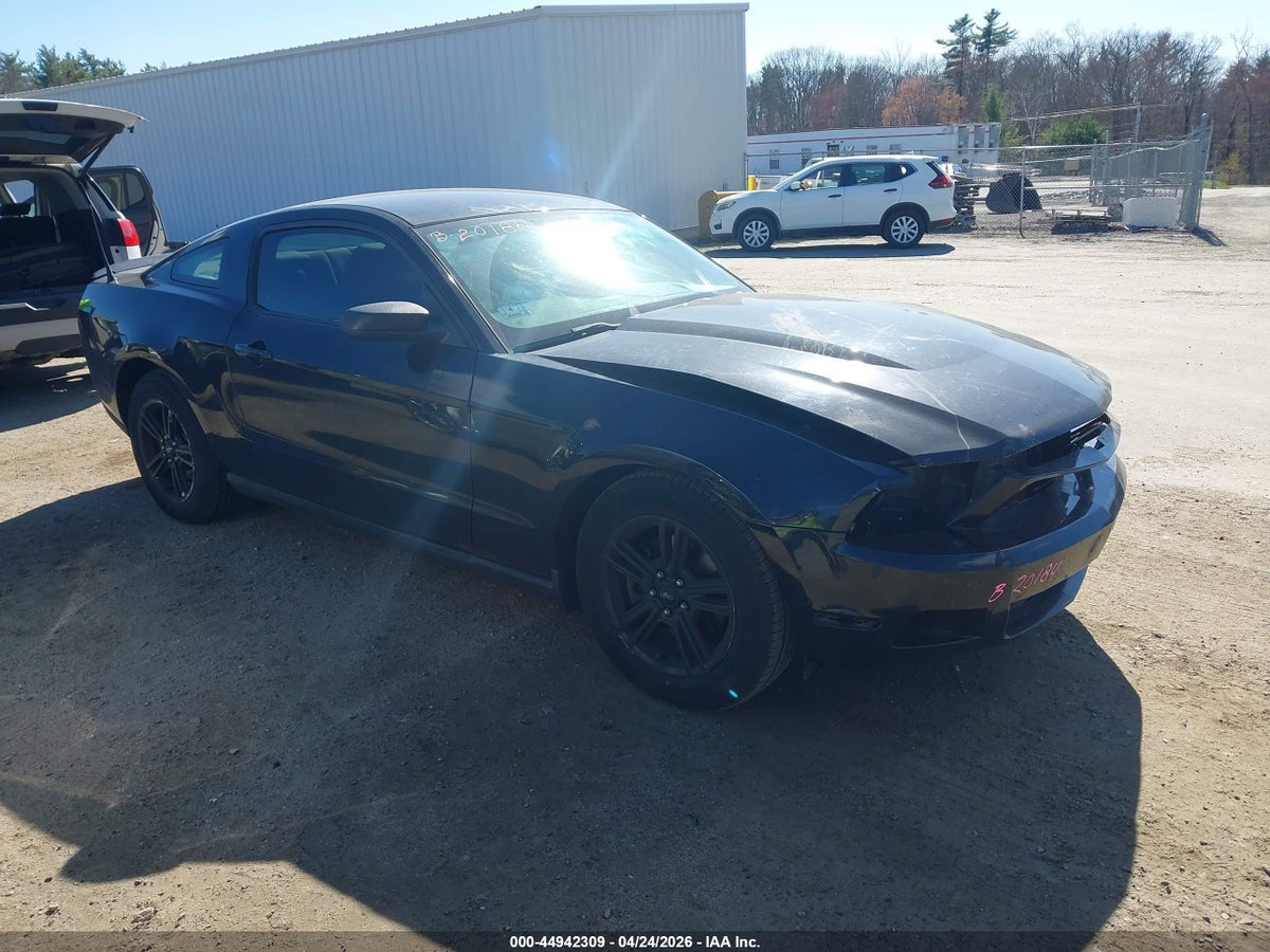 2012 FORD MUSTANG V6