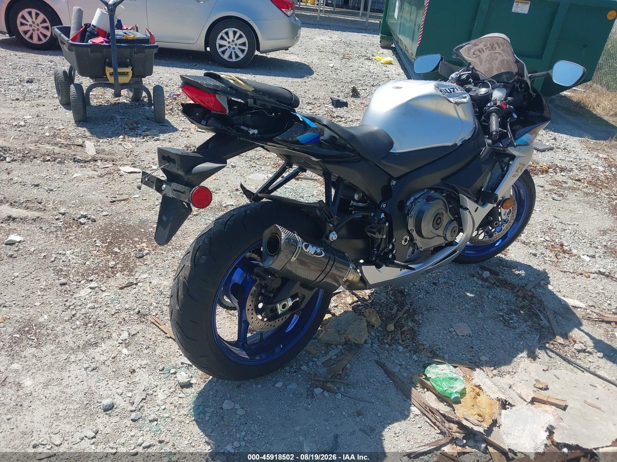 2026 SUZUKI GSX-R600 — photo 4