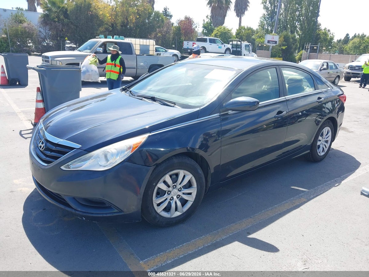 2012 HYUNDAI SONATA GLS — снимка 2
