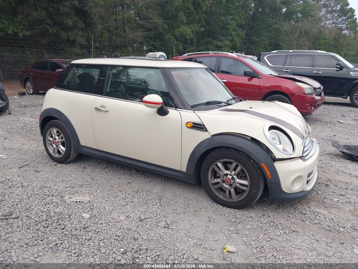 2013 MINI HARDTOP COOPER