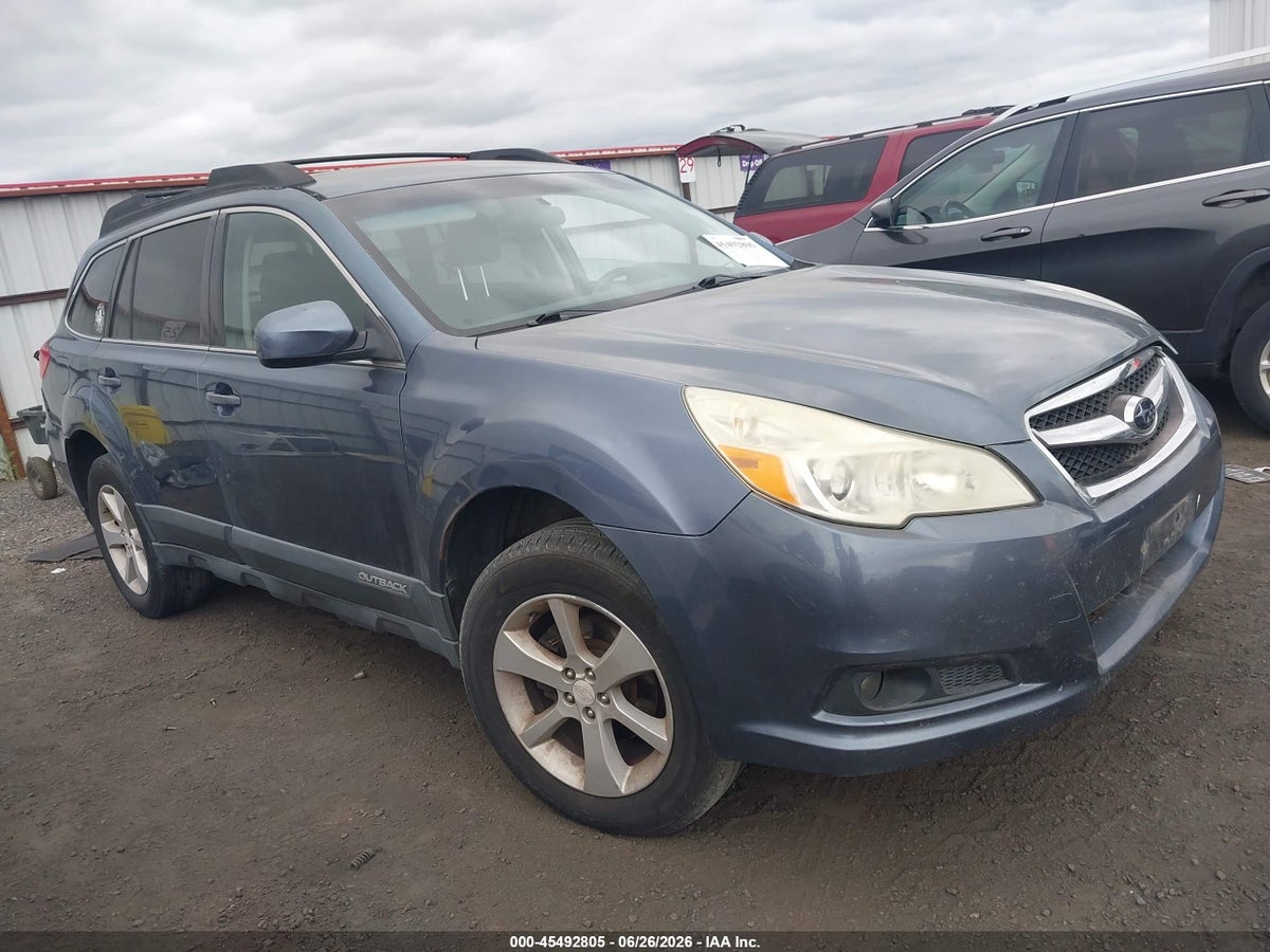 2013 SUBARU OUTBACK 2.5I PREMIUM