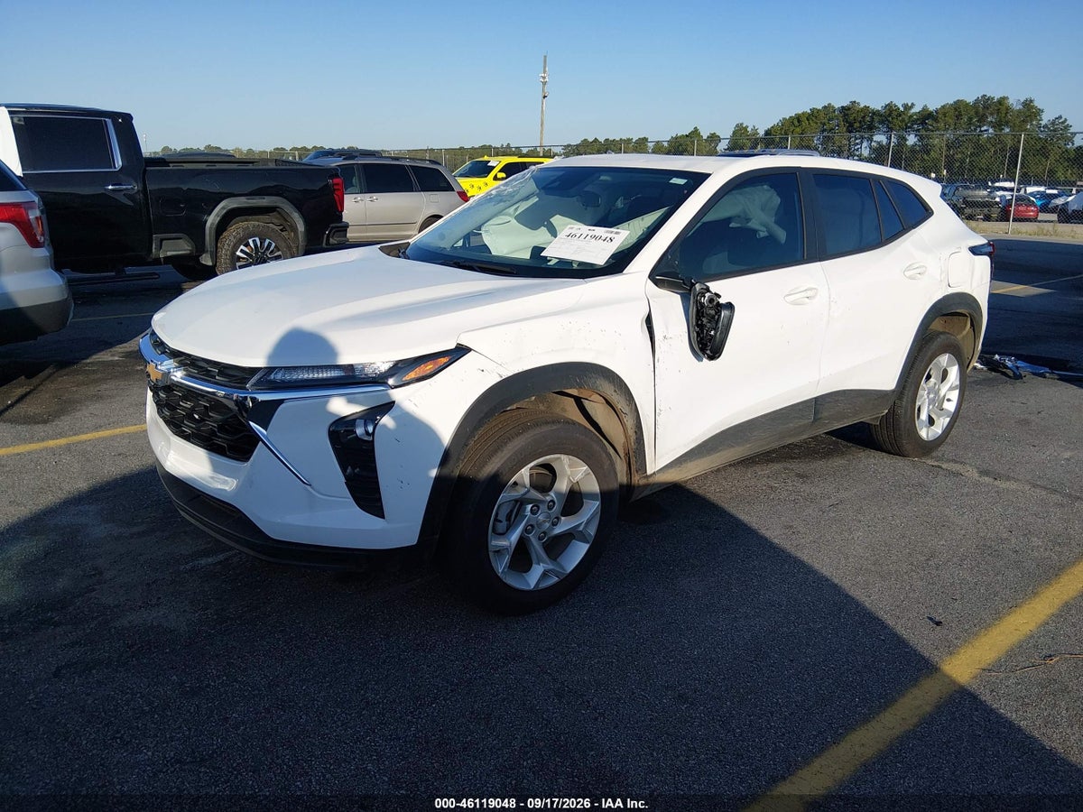 2026 CHEVROLET TRAX FWD LS — снимка 2