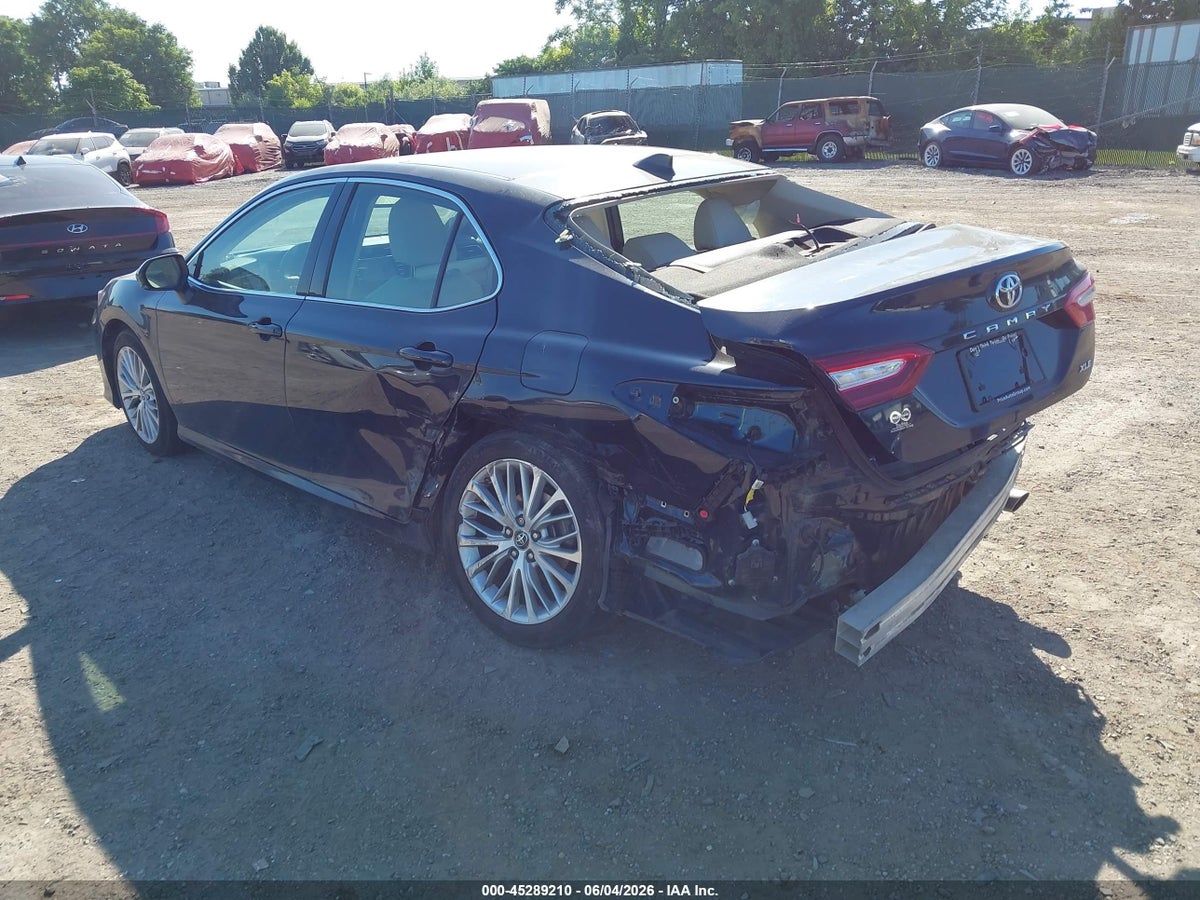 2019 TOYOTA CAMRY XLE — снимка 3