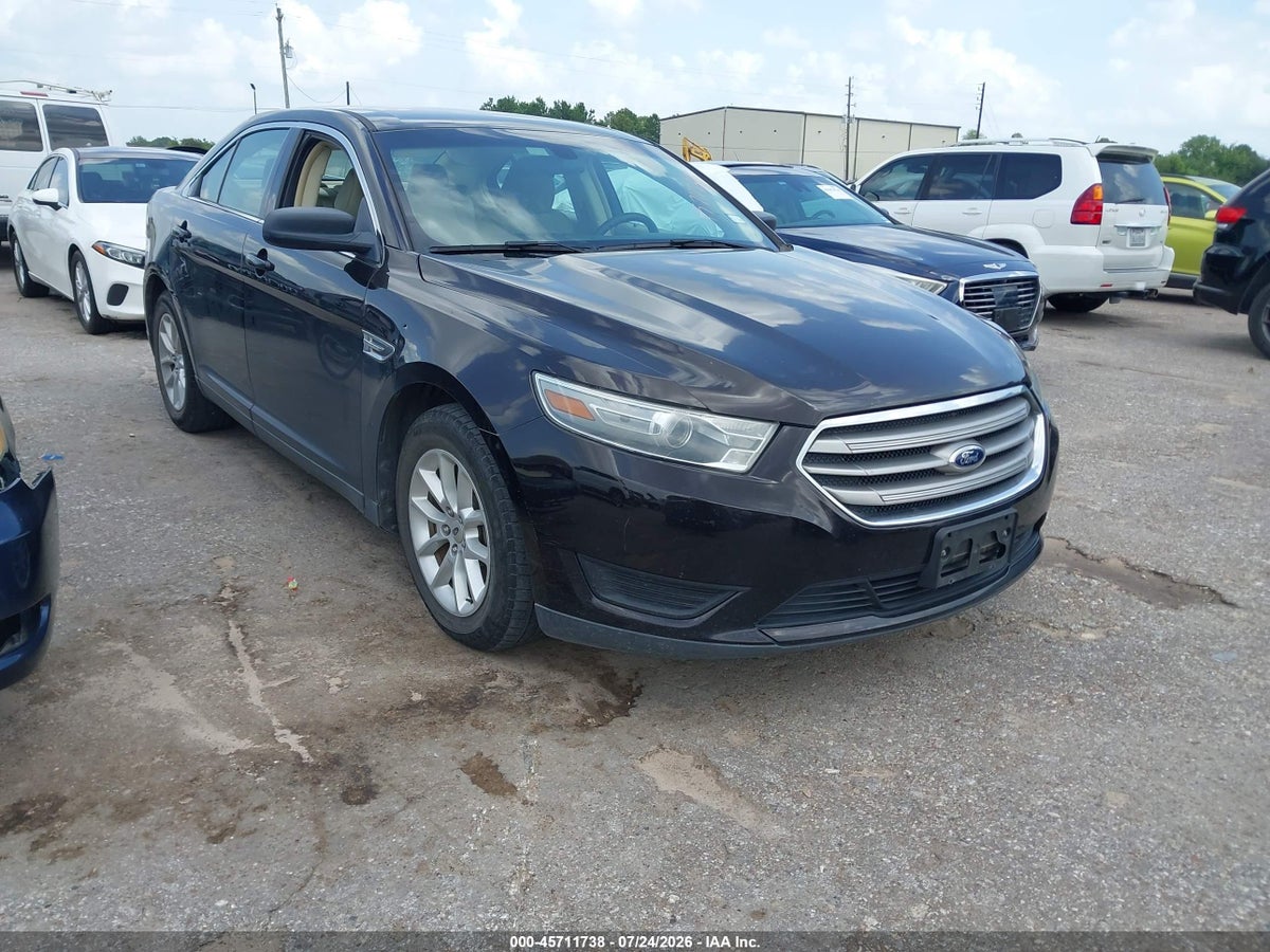 2013 FORD TAURUS SE