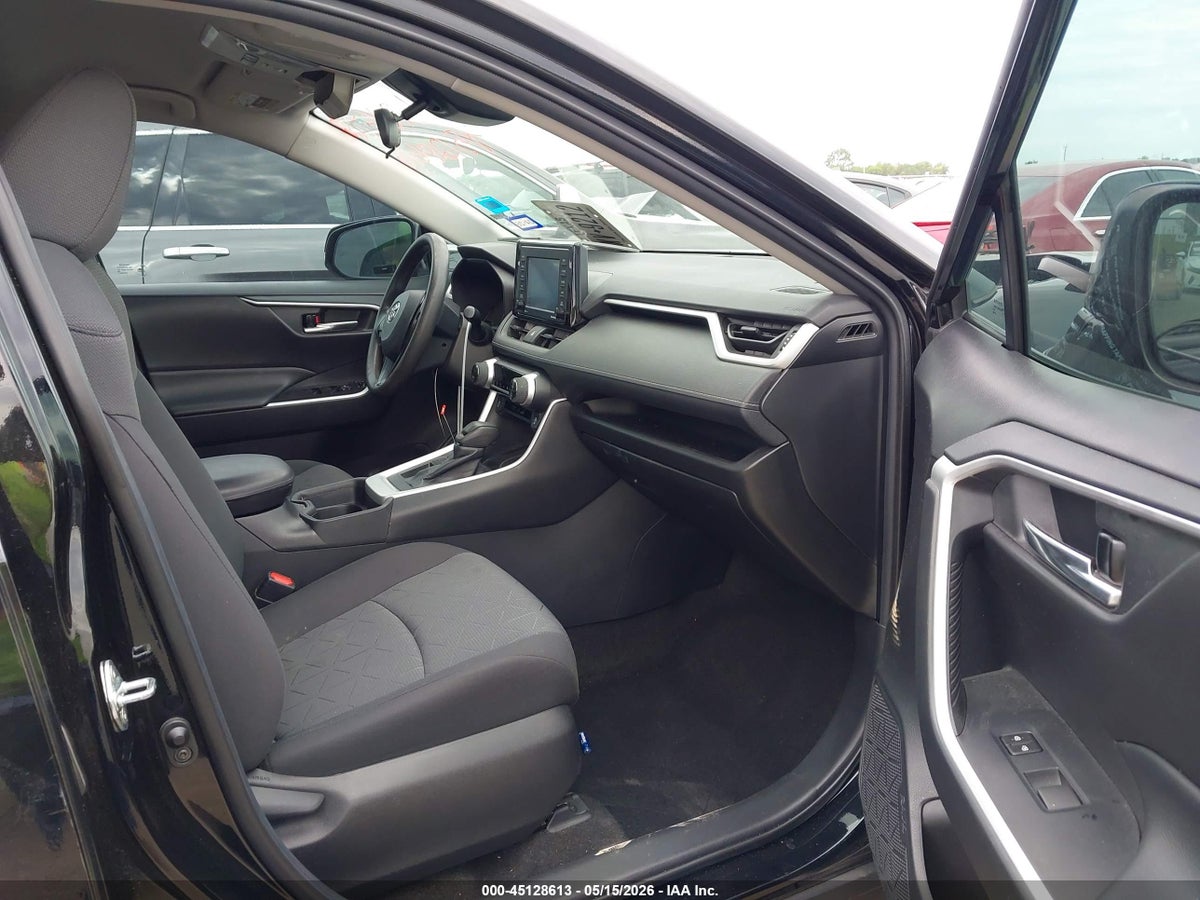 2021 TOYOTA RAV4 XLE — снимка 5