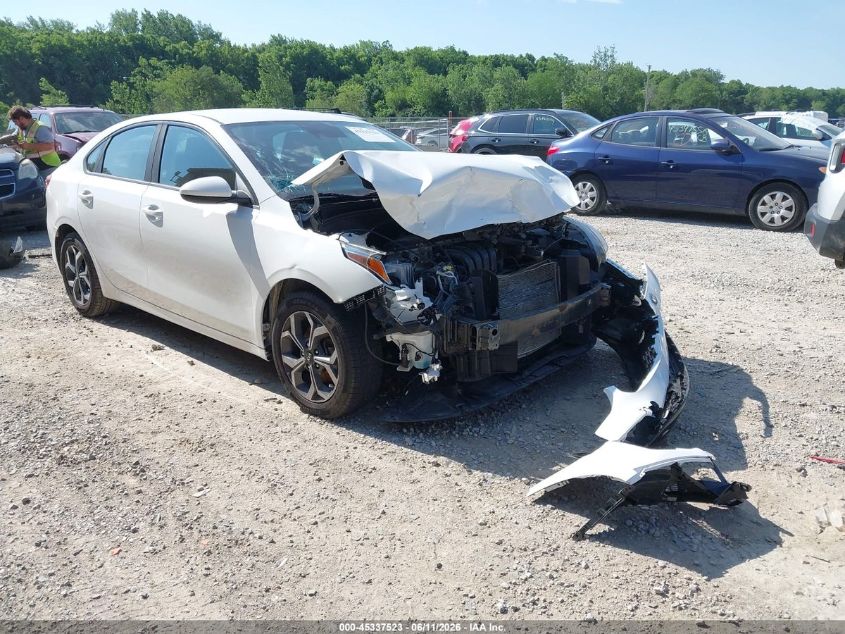 2019 KIA FORTE LXS
