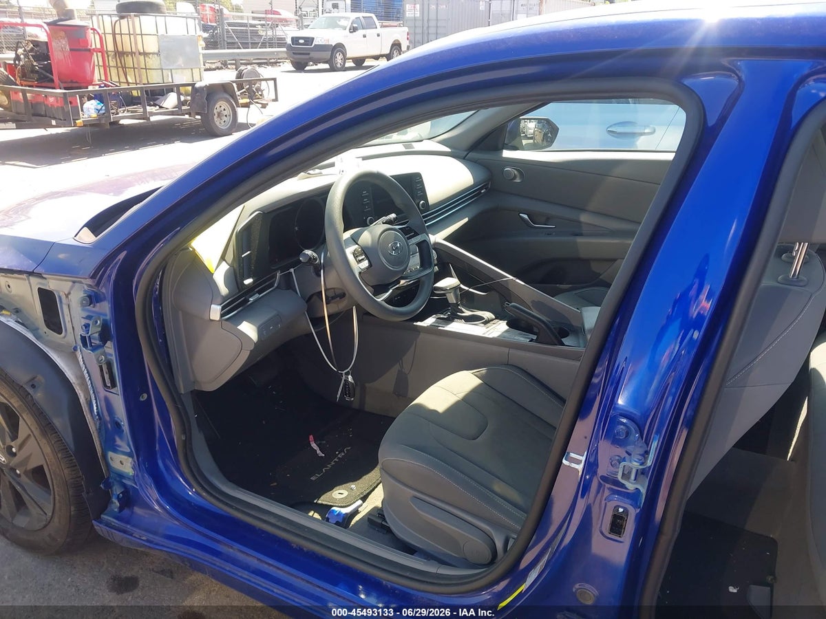 2022 HYUNDAI ELANTRA SEL — снимка 5