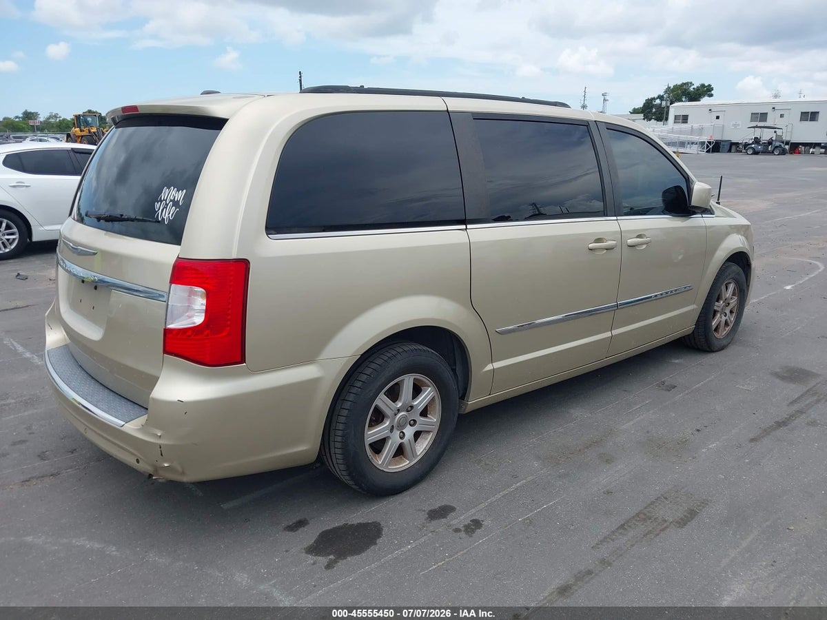 2011 CHRYSLER TOWN & COUNTRY TOURING — снимка 4