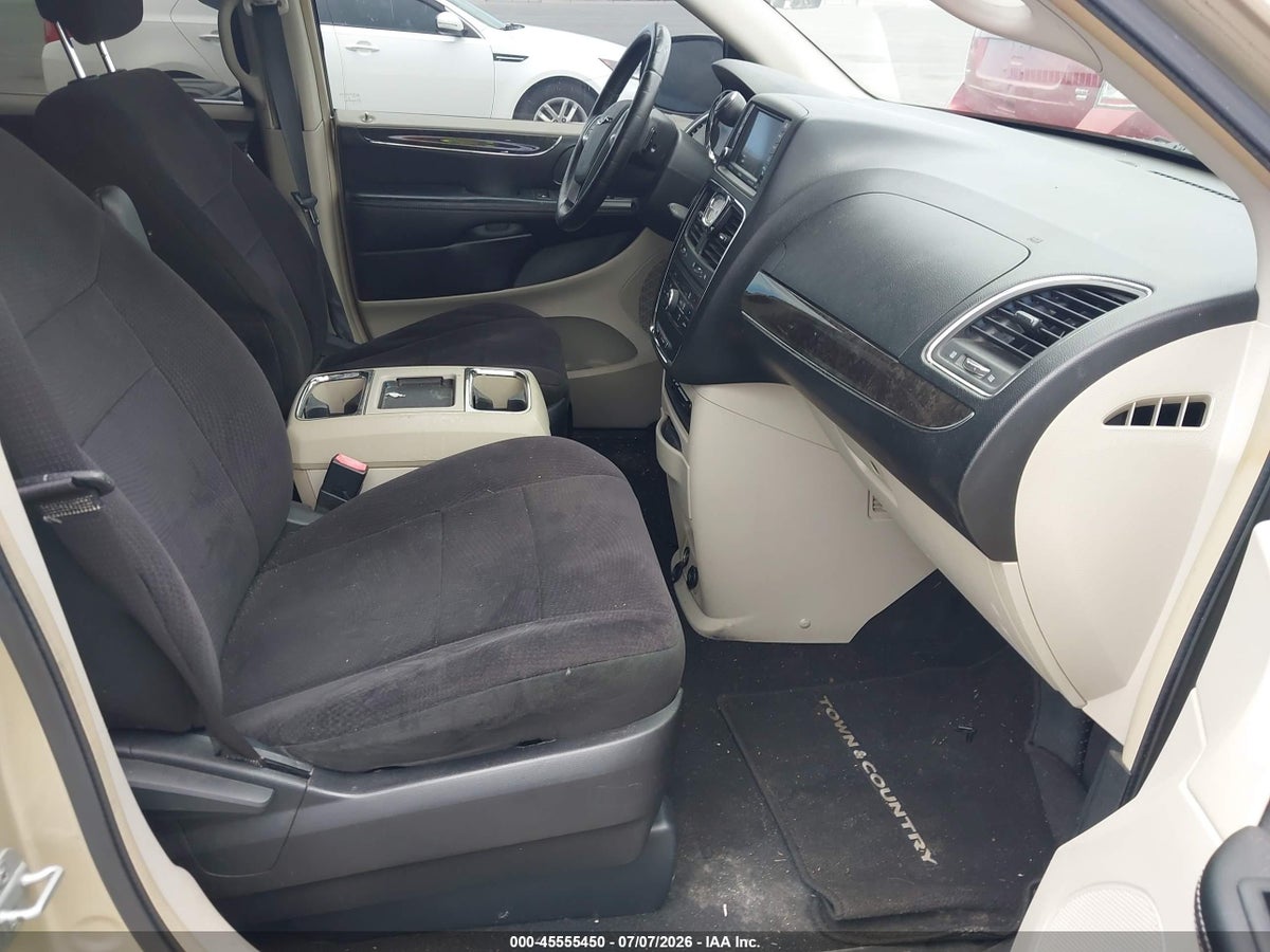 2011 CHRYSLER TOWN & COUNTRY TOURING — снимка 5