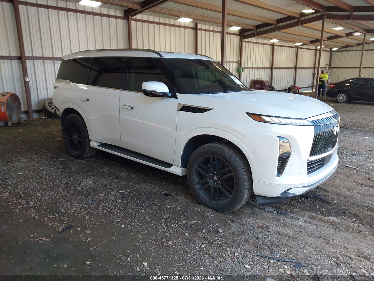 2025 INFINITI QX80 LUXE