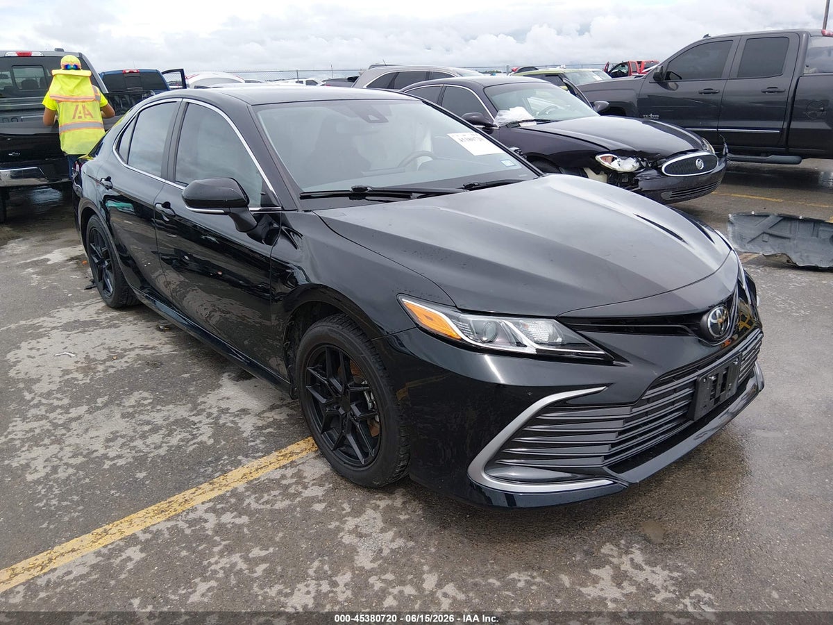 2023 TOYOTA CAMRY LE