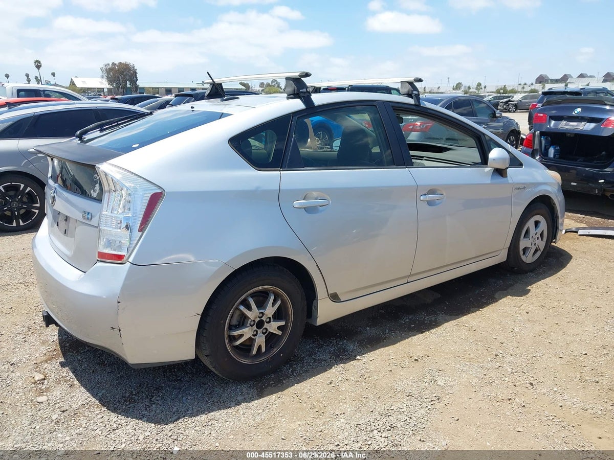 2011 TOYOTA PRIUS TWO — снимка 4