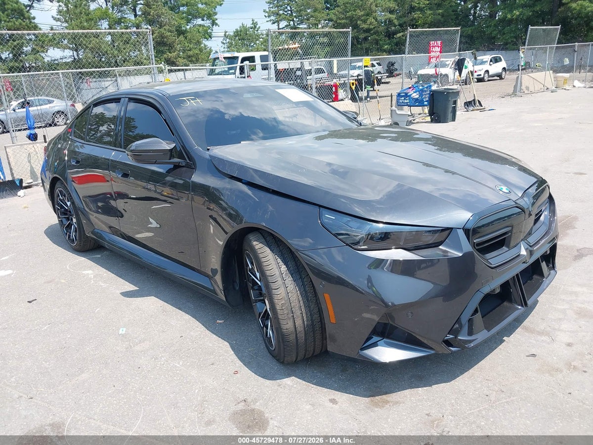 2026 BMW M5