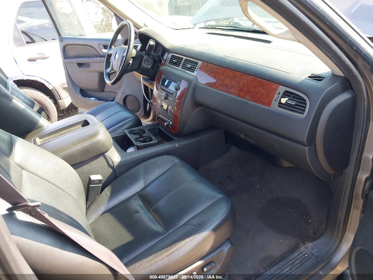 2012 CHEVROLET SUBURBAN 1500 LT — снимка 5