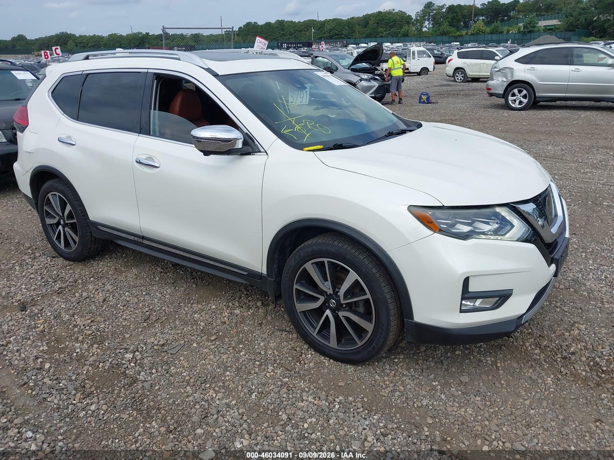2017 NISSAN ROGUE SL