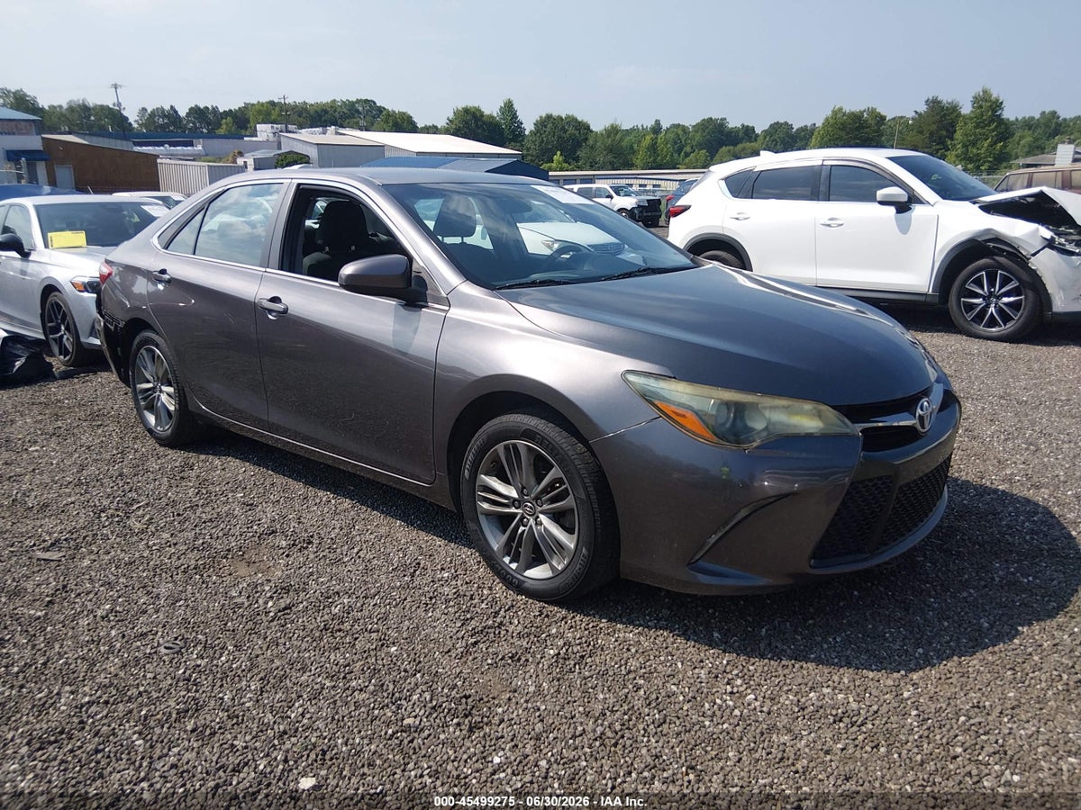 2015 TOYOTA CAMRY LE
