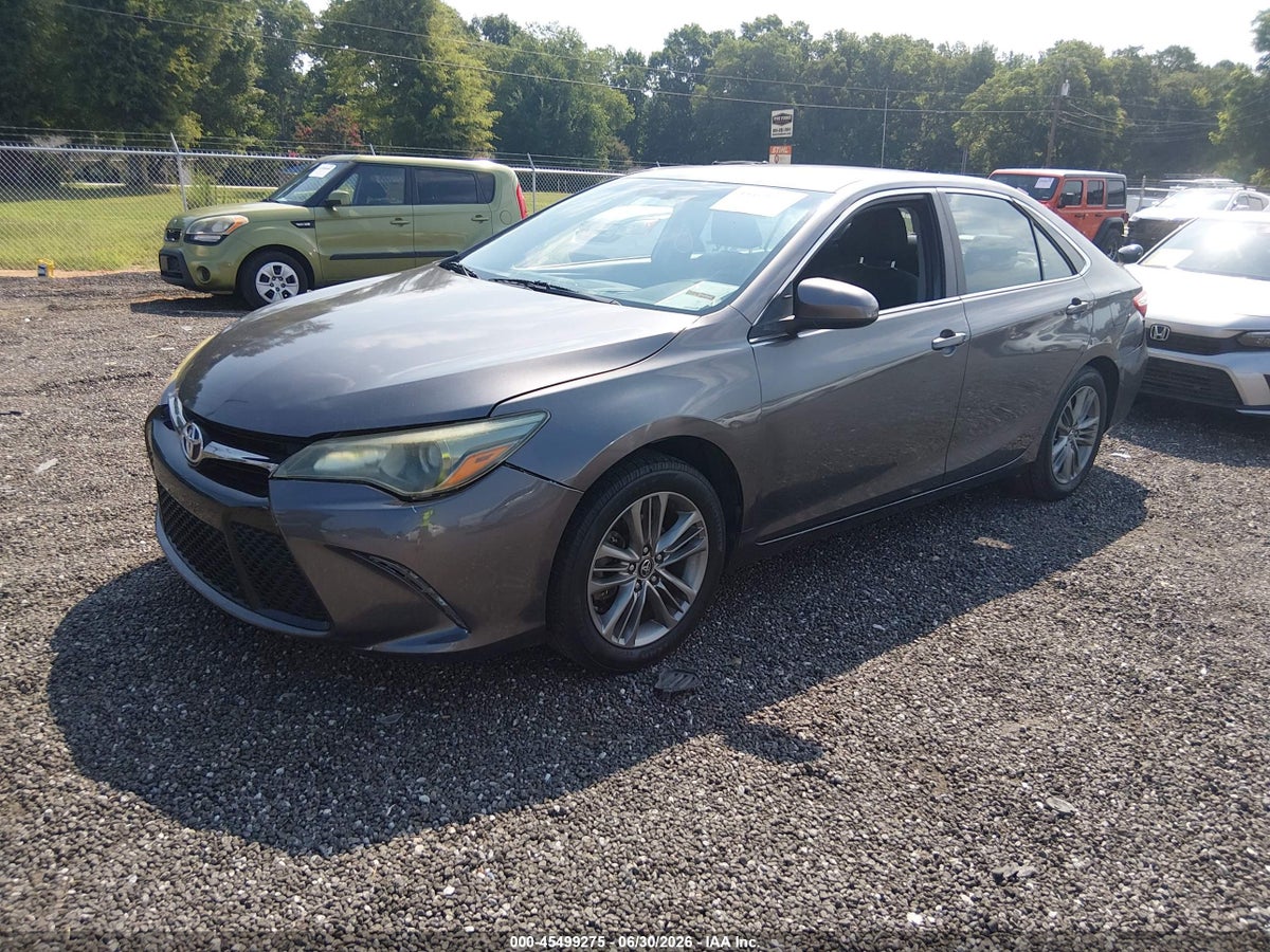 2015 TOYOTA CAMRY LE — снимка 2