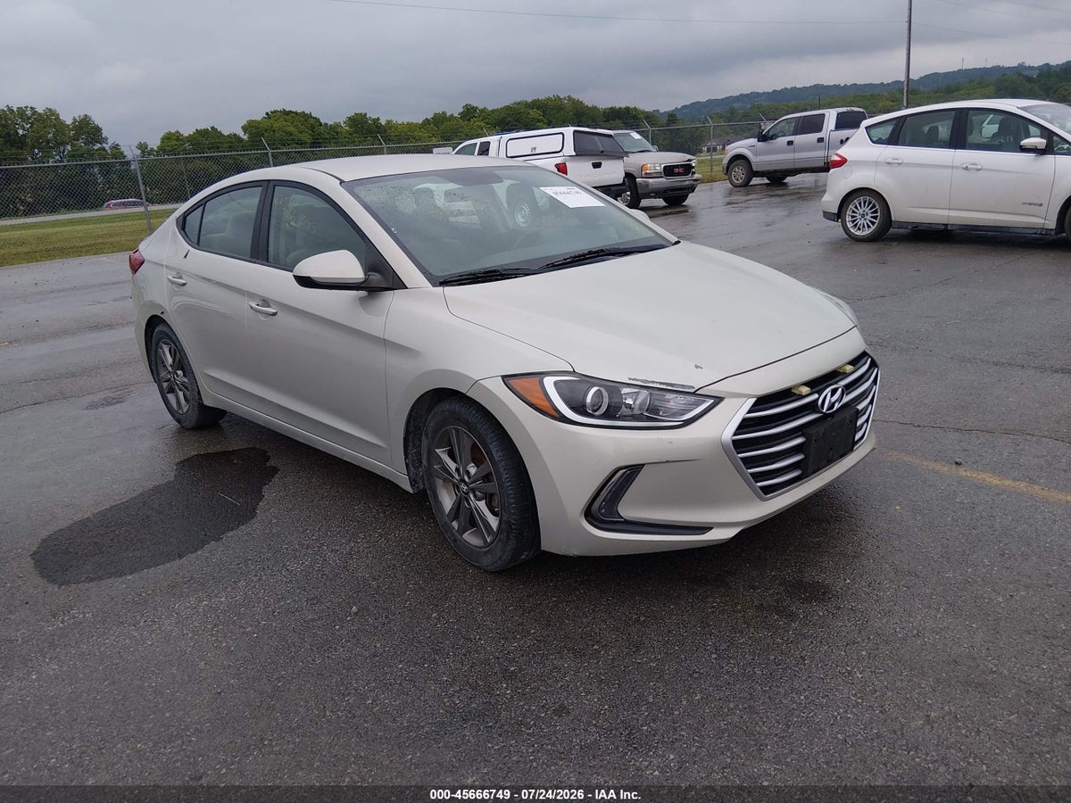 2017 HYUNDAI ELANTRA SE