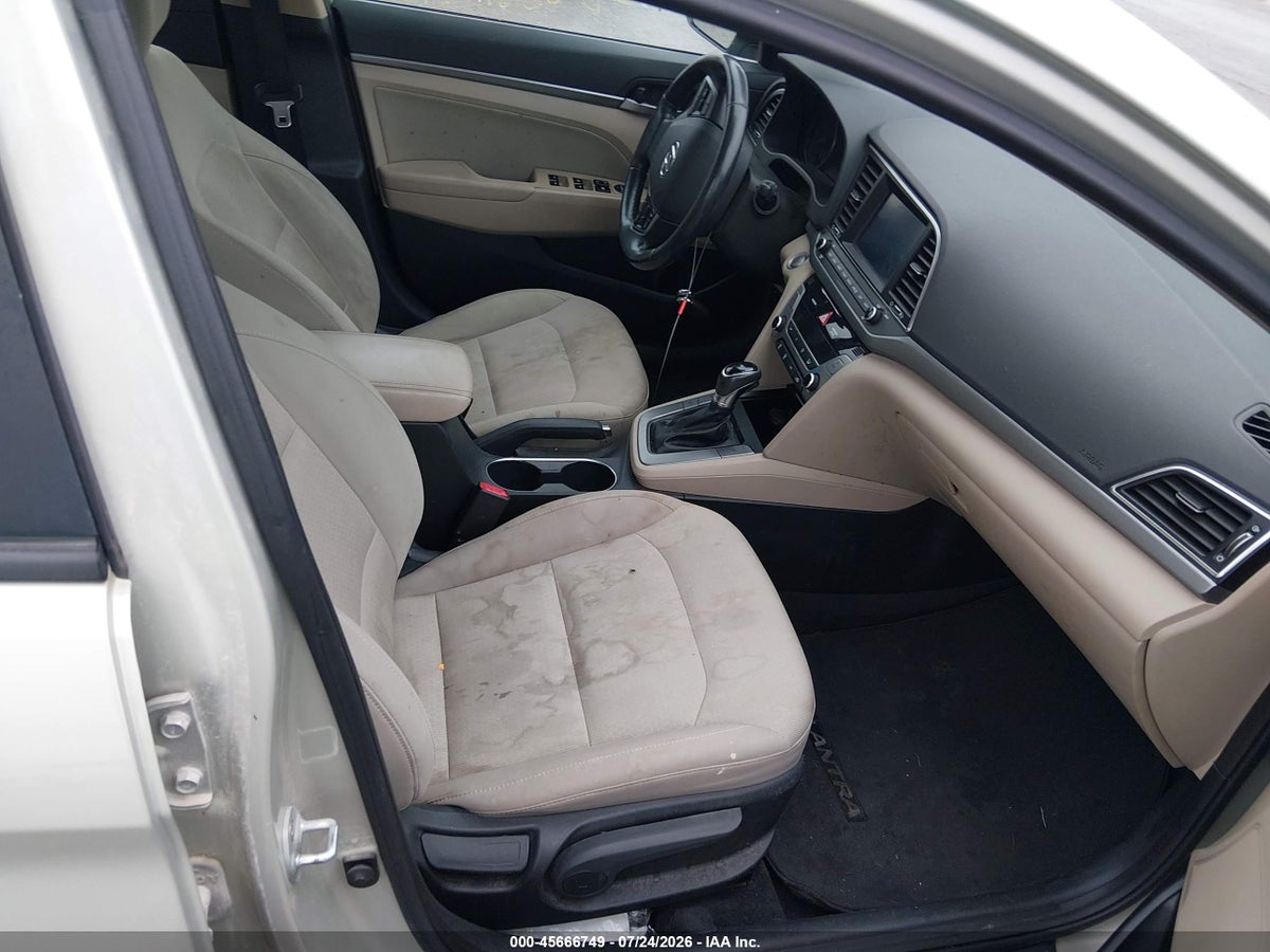 2017 HYUNDAI ELANTRA SE — снимка 5
