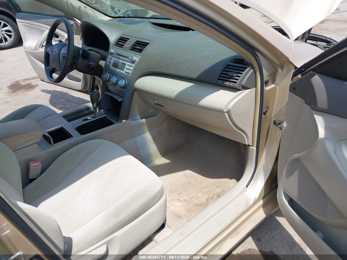 2011 TOYOTA CAMRY — снимка 5