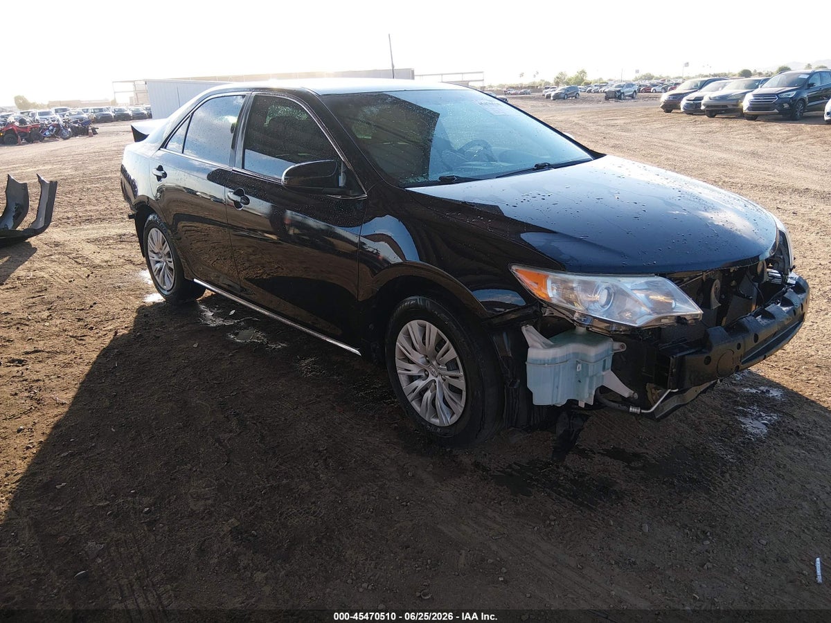 2014 TOYOTA CAMRY LE