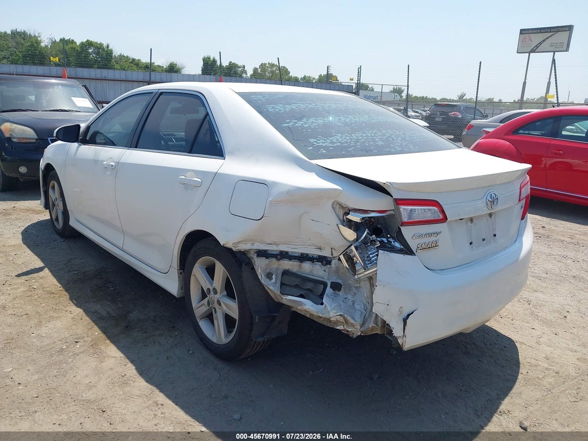 2014 TOYOTA CAMRY SE — снимка 3