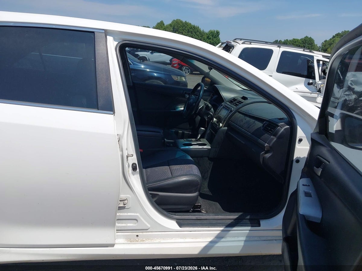 2014 TOYOTA CAMRY SE — снимка 5
