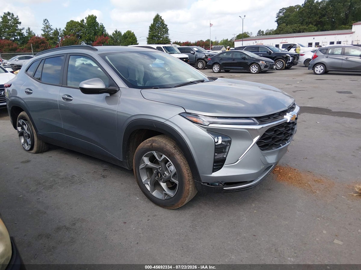 2026 CHEVROLET TRAX FWD LT