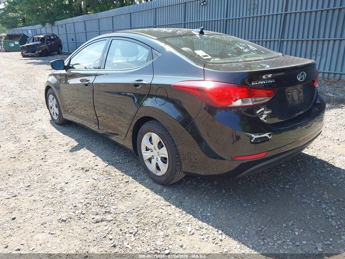 2016 HYUNDAI ELANTRA SE — снимка 3