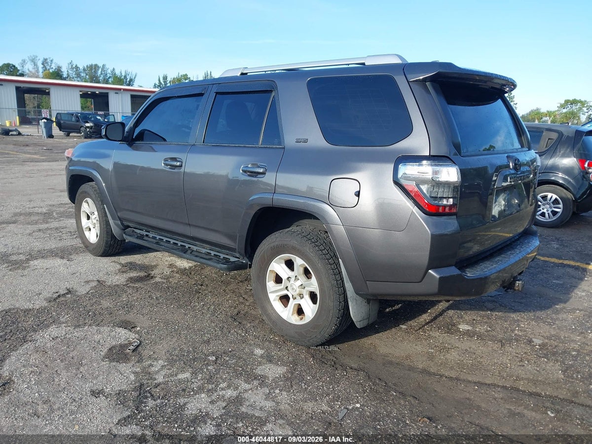 2016 TOYOTA 4RUNNER SR5 — снимка 3