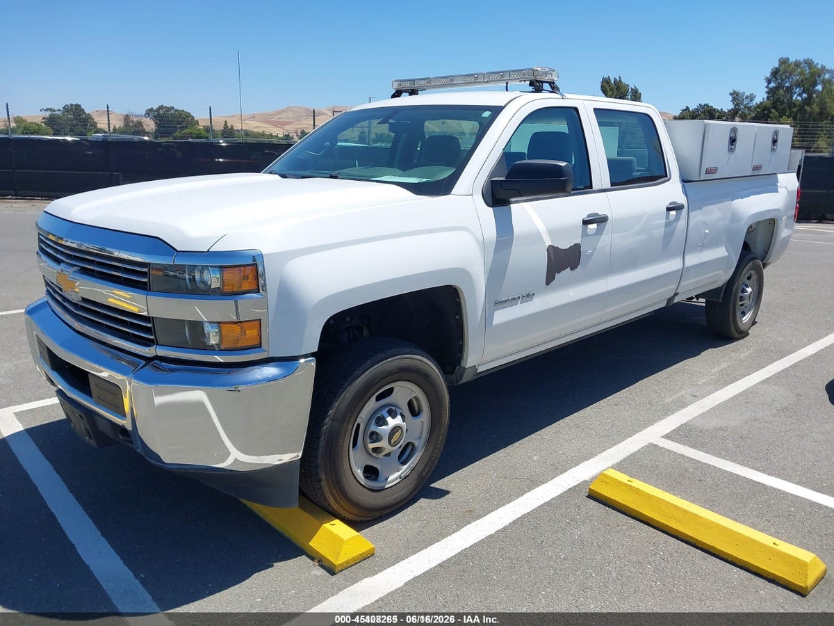 2017 CHEVROLET SILVERADO 2500HD WT — снимка 2
