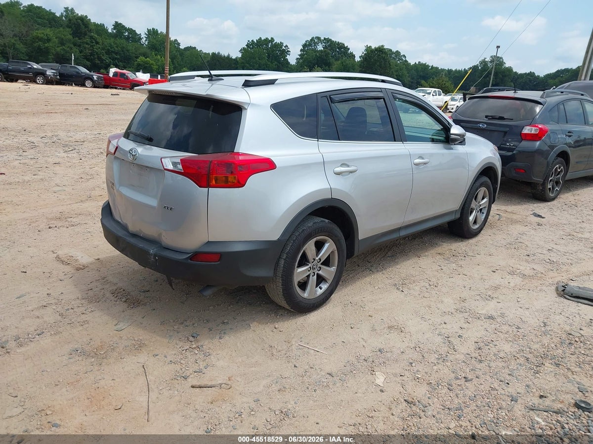 2015 TOYOTA RAV4 XLE — снимка 4