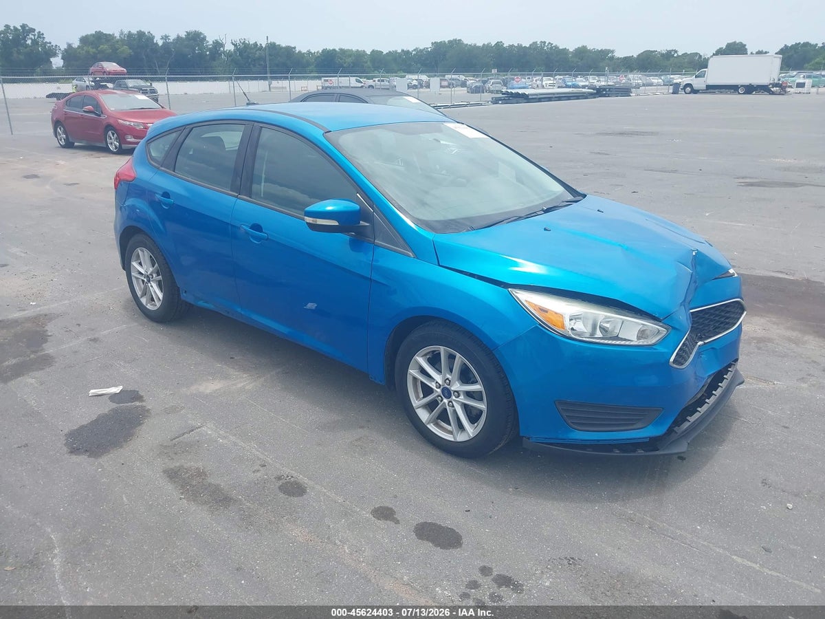 2015 FORD FOCUS SE
