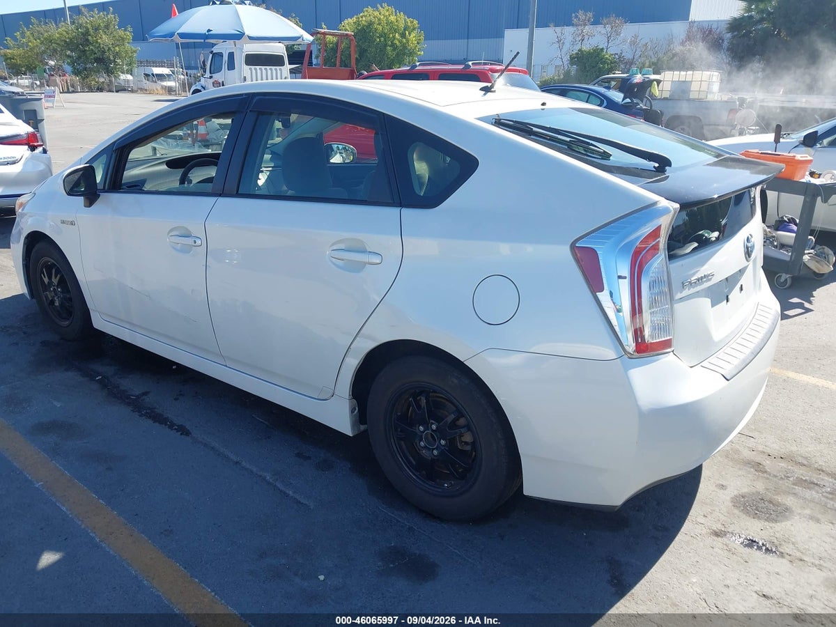 2015 TOYOTA PRIUS TWO — снимка 3